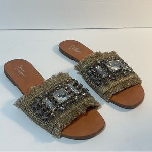 Crown Vintage Sandals